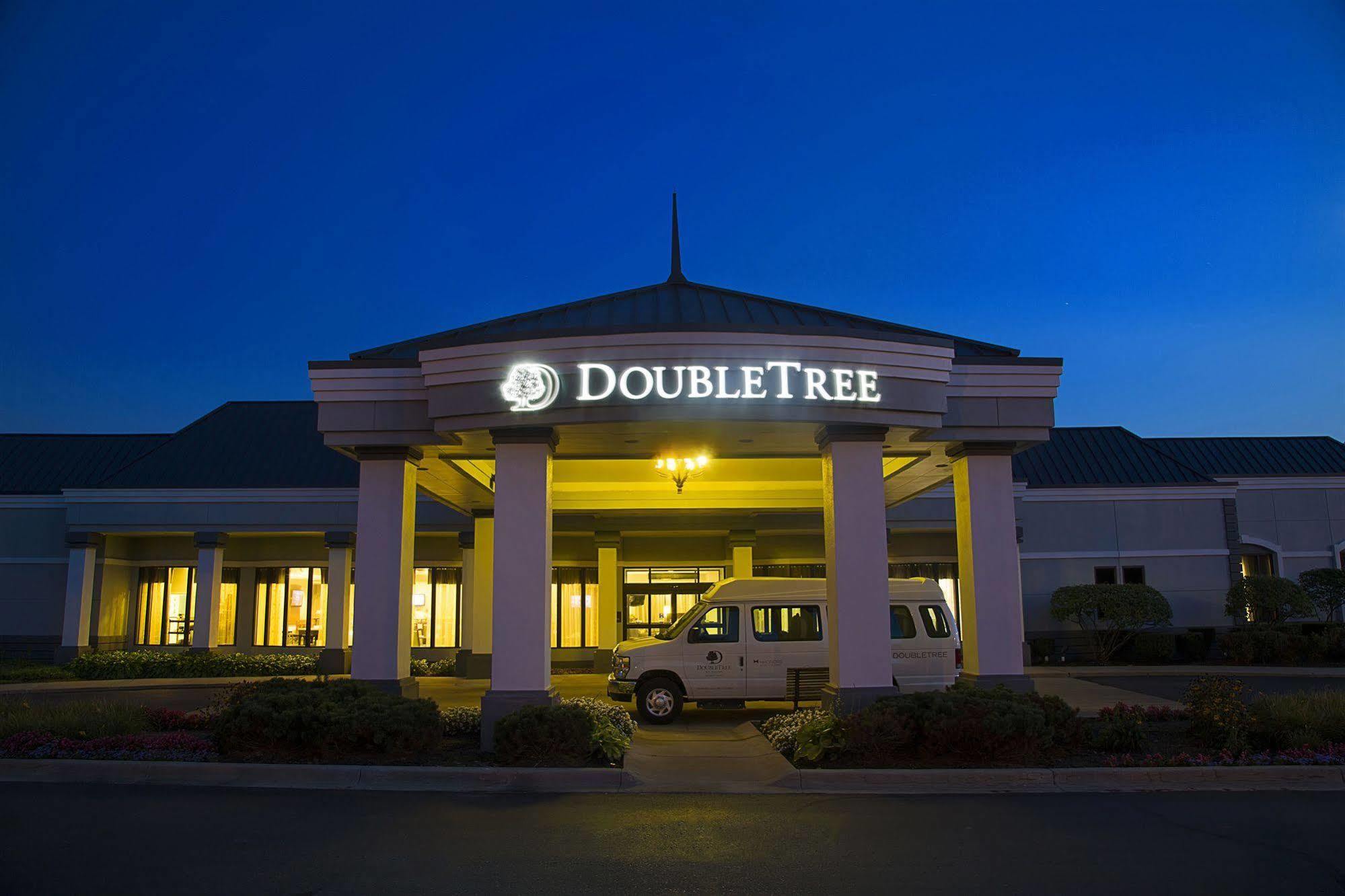 Doubletree By Hilton Hotel Detroit - Novi Ngoại thất bức ảnh